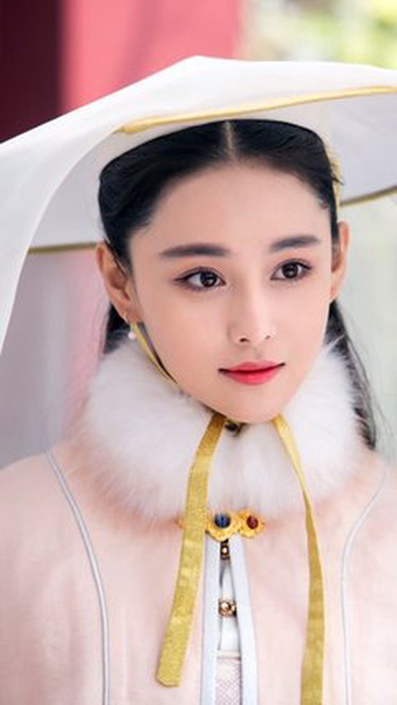 张馨予